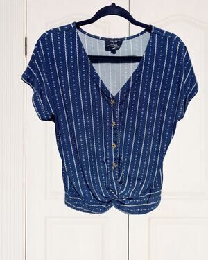 Flower + Feather Short-Sleeved V-Neck Button-Up Blouse